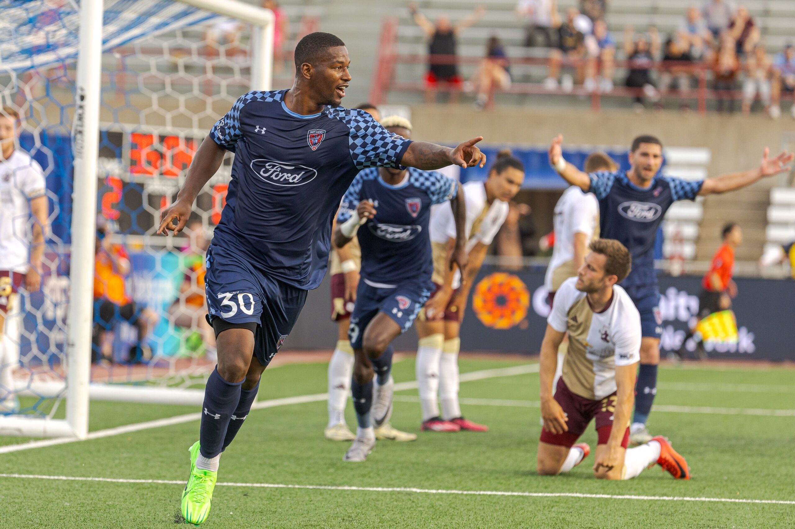 Nhận định soi kèo Loudoun United vs Indy Eleven lúc 06h00 ngày 9/10/2024 nhan-dinh-soi-keo-loudoun-united-vs-indy-eleven-luc-06h00-ngay-9-10-2024-1