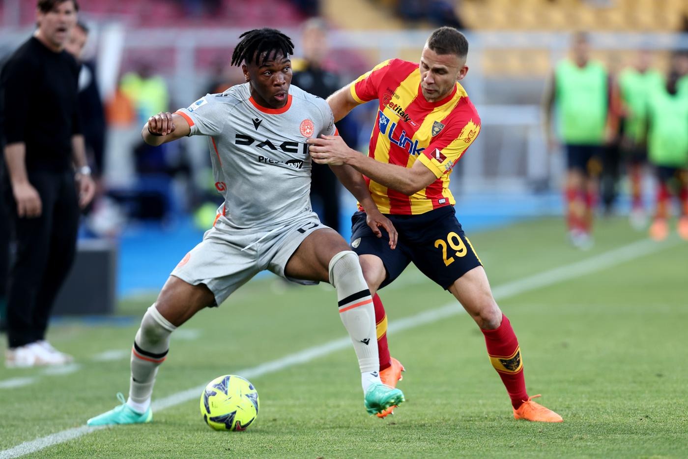 nhan-dinh-soi-keo-lecce-vs-udinese-luc-02h45-ngay-22-2-2025-1