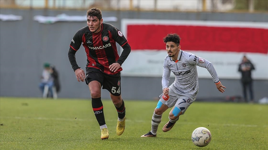 nhan-dinh-soi-keo-karagumruk-vs-basaksehir-luc-0h00-ngay-18-9-2025