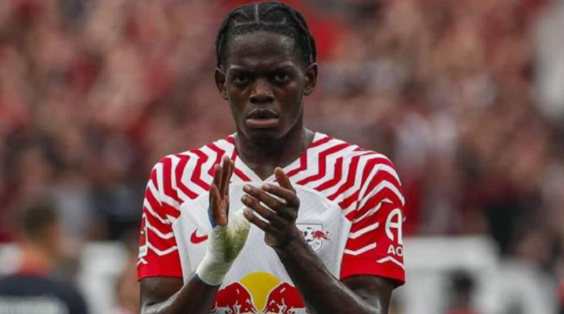 chelsea-vuot-len-trong-cuoc-dua-gianh-lukeba-bo-xa-liverpool-va-man-u